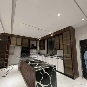 4bdrm Duplex in East Legon for sale