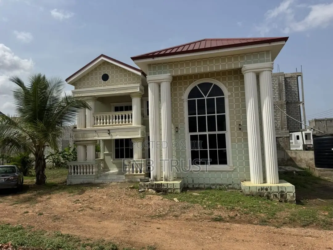 4 Bedrms on 5 Plots of Land for Sale at East Legon Hills