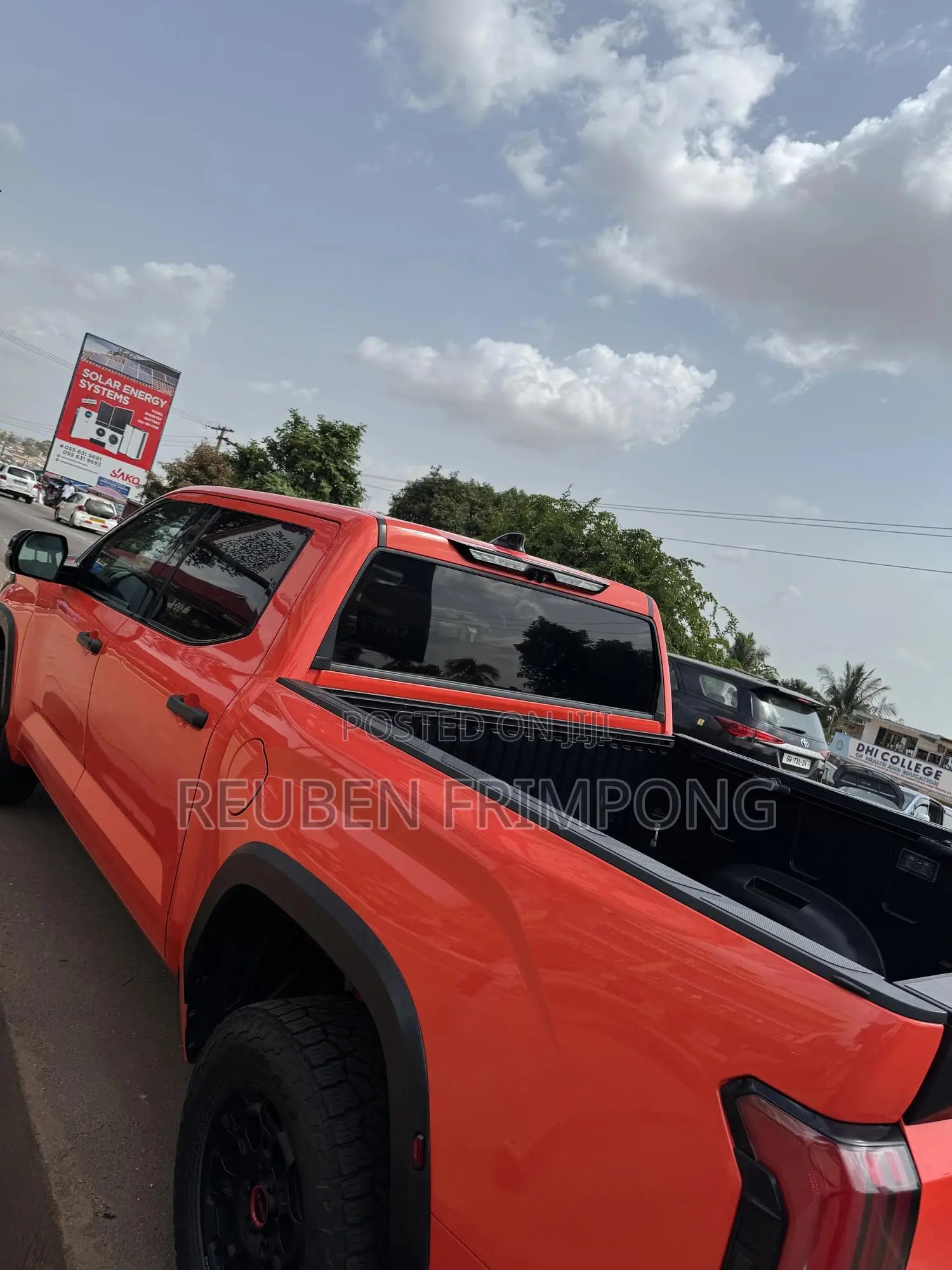 Toyota Tundra Hybrid 2022 Orange