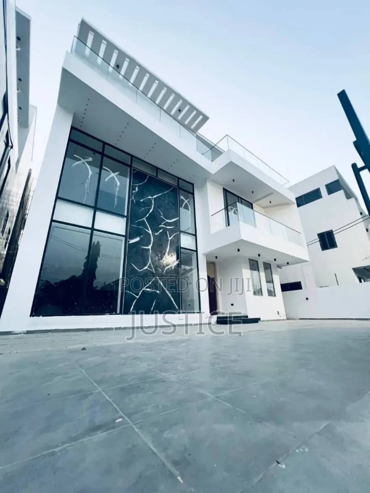 4bdrm House in East Legon for sale