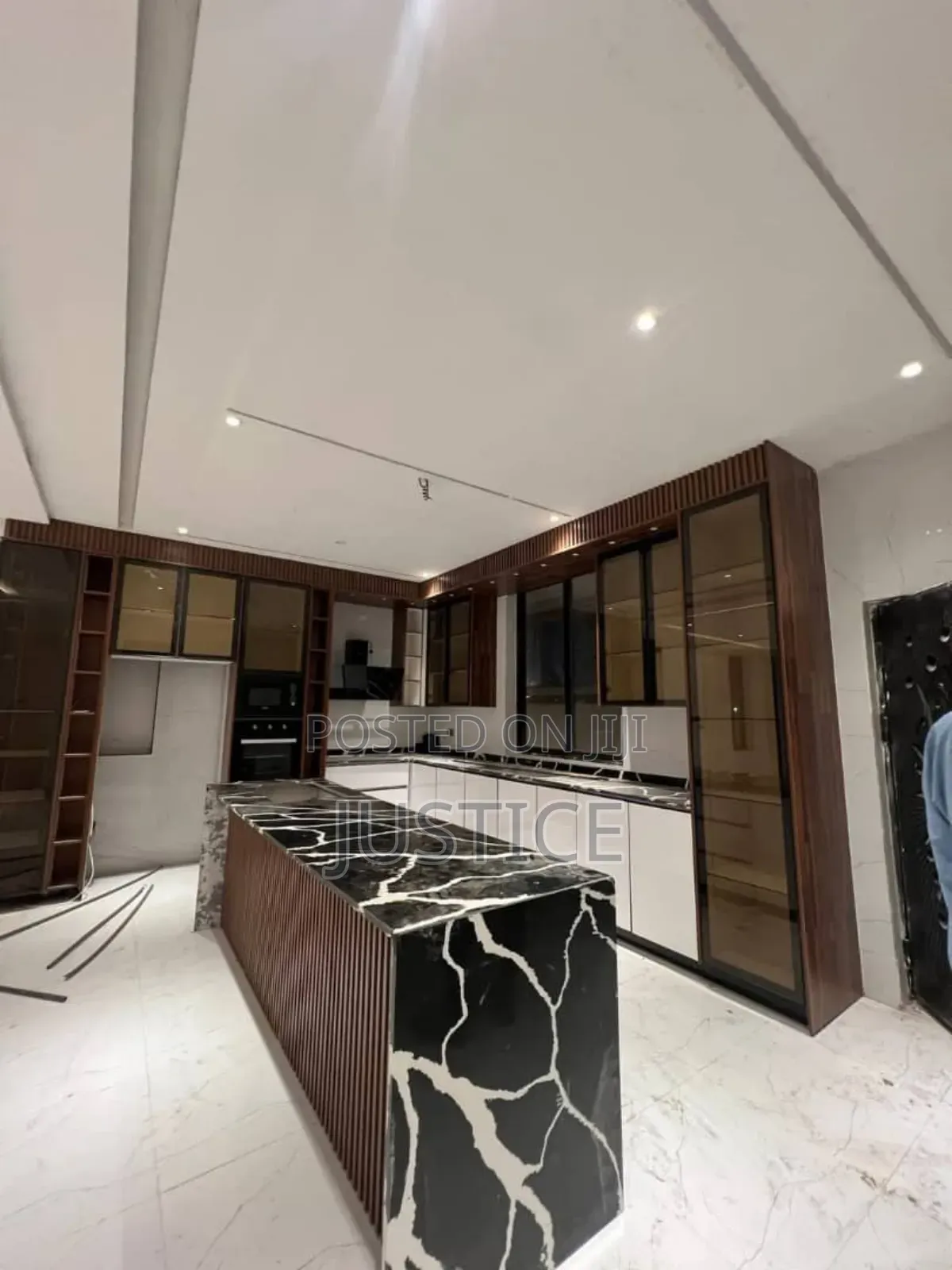 4bdrm House in East Legon for sale