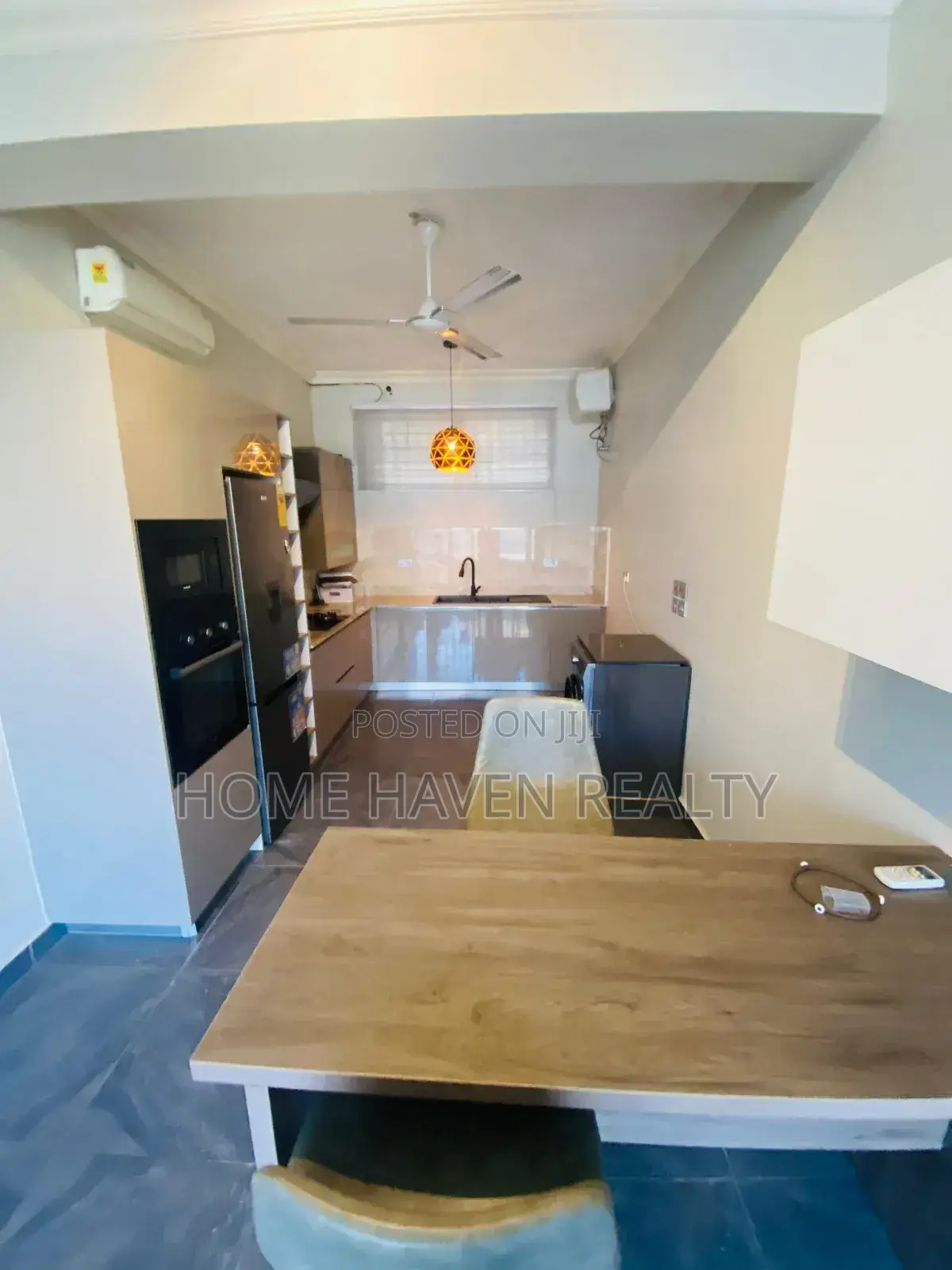 Furnished 4bdrm House in Cantonment, Cantonments for rent