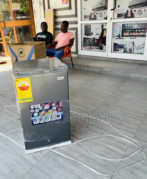 Lovely Pearl Table Top 1 Door Electric Fridge.
