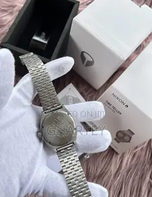 Nixon Watch || Silver Time Teller Edition