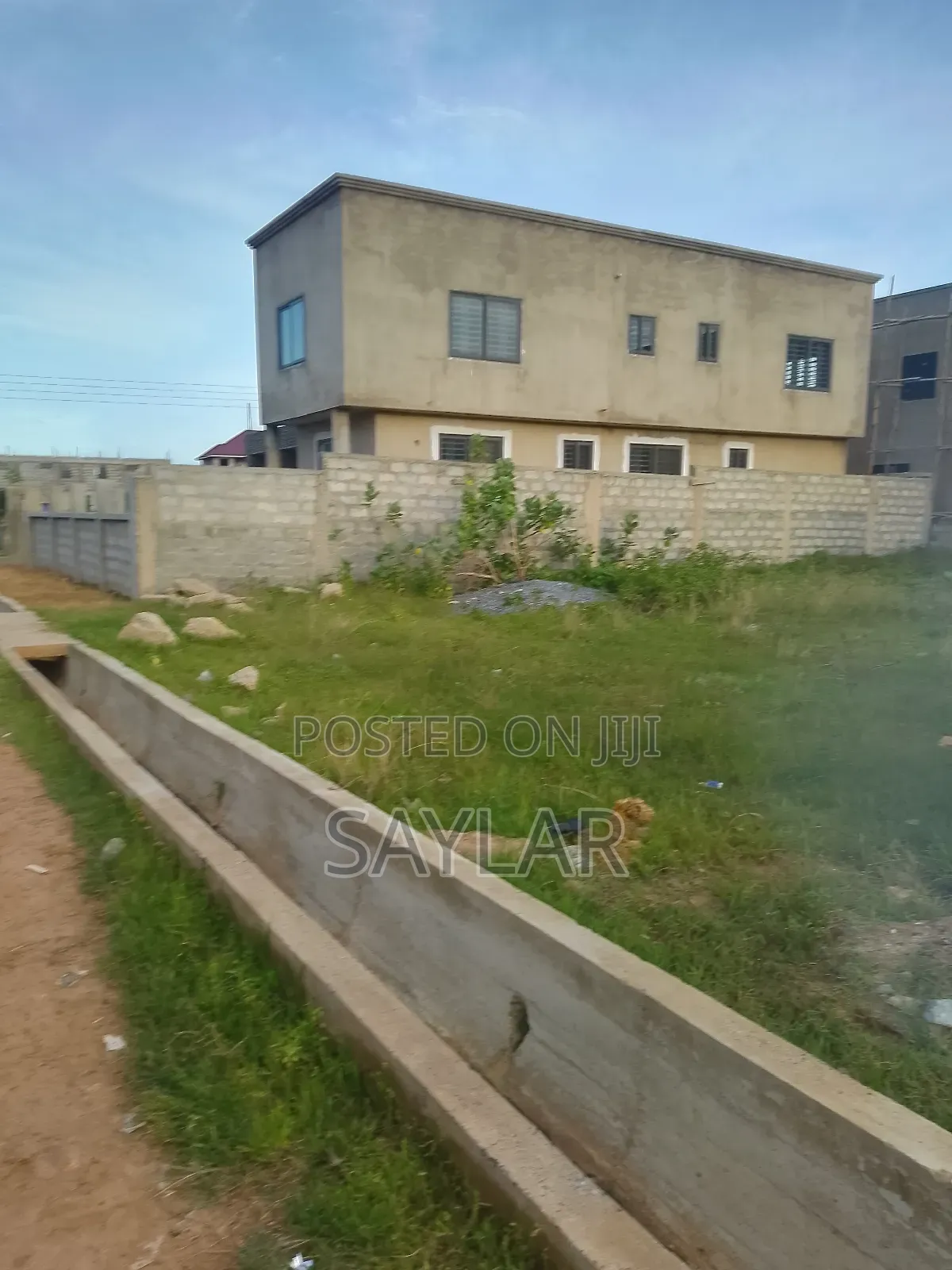 A Plot of Land Going for Quick Sale Boteman