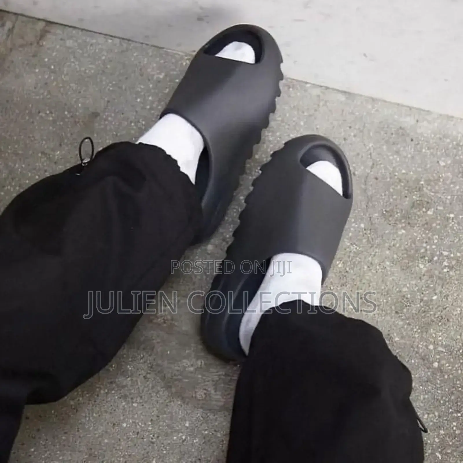 Adidas Yeezy Slides All Black