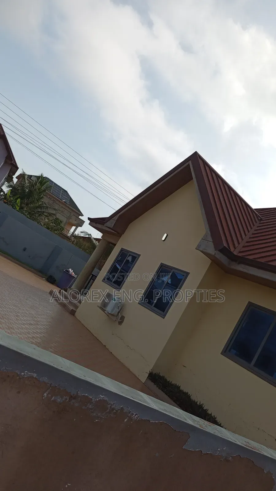 3bdrm House in Tipper Junction, Oyarifa for rent