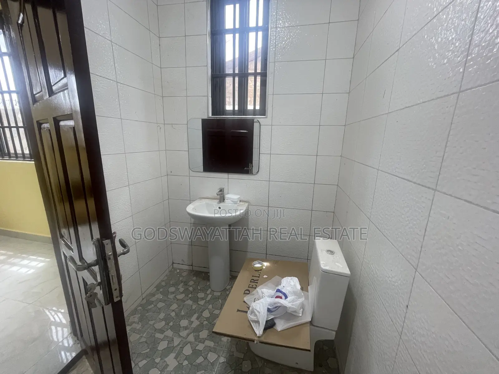 3bdrm Apartment in East Legon, Adjiriganor for rent