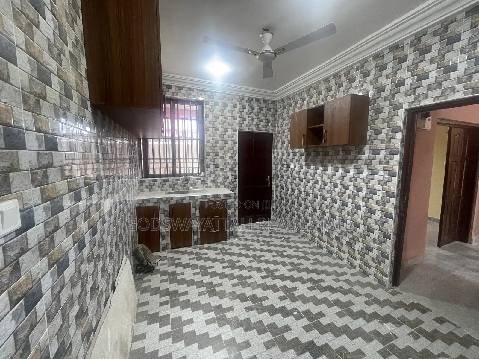 3bdrm Apartment in East Legon, Adjiriganor for rent