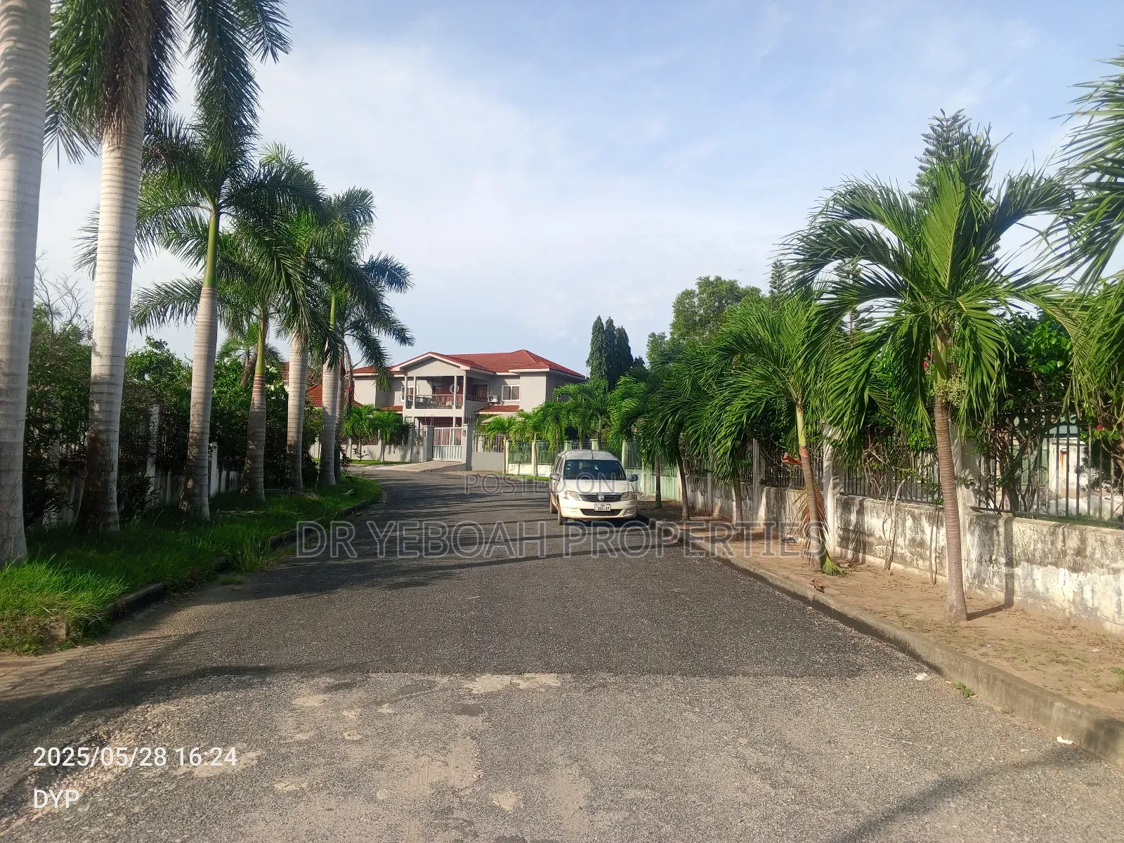 5bdrm Maisonette in Spintex:- 5 Bedrooms for rent
