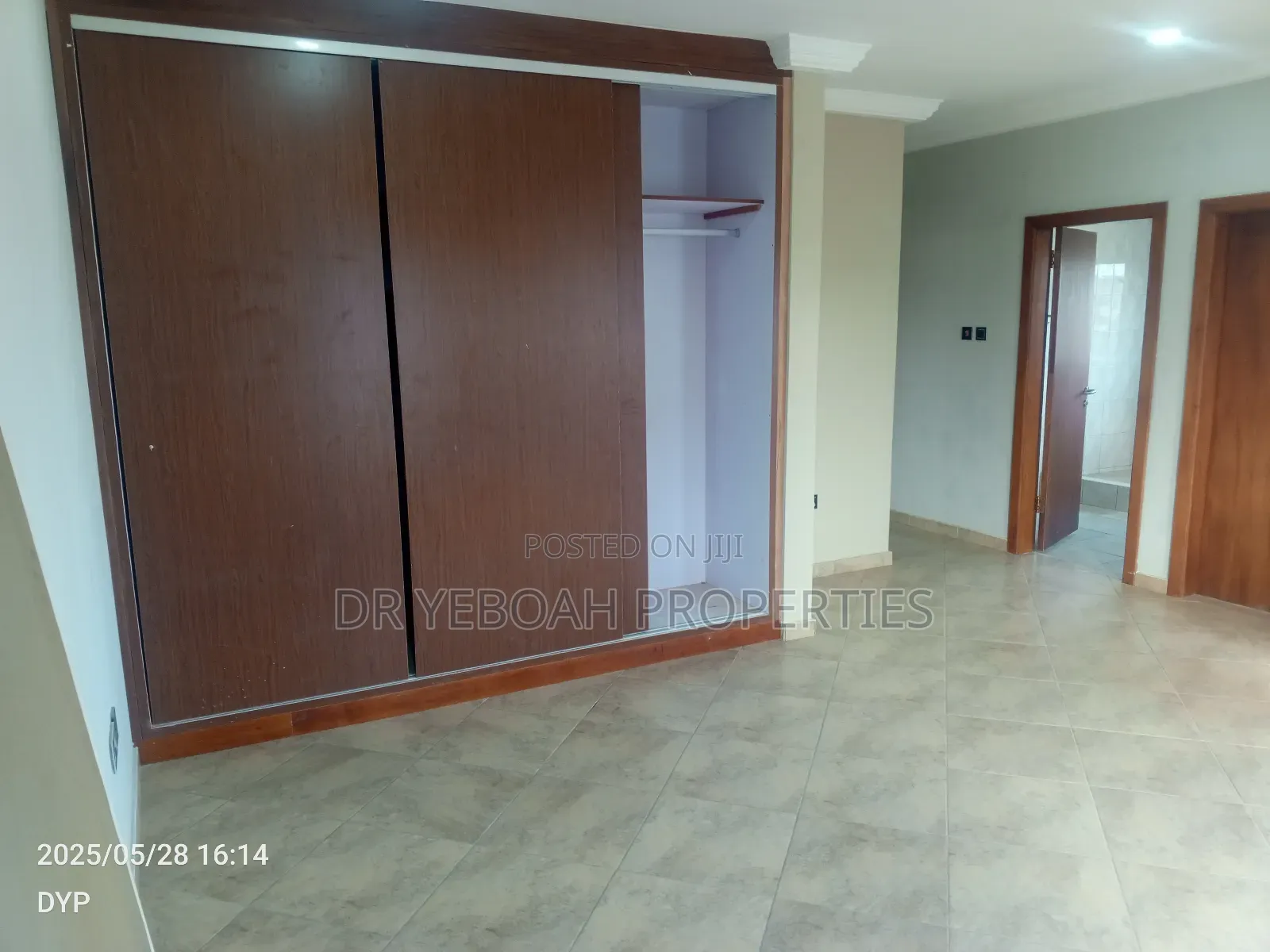 5bdrm Maisonette in Spintex:- 5 Bedrooms for rent