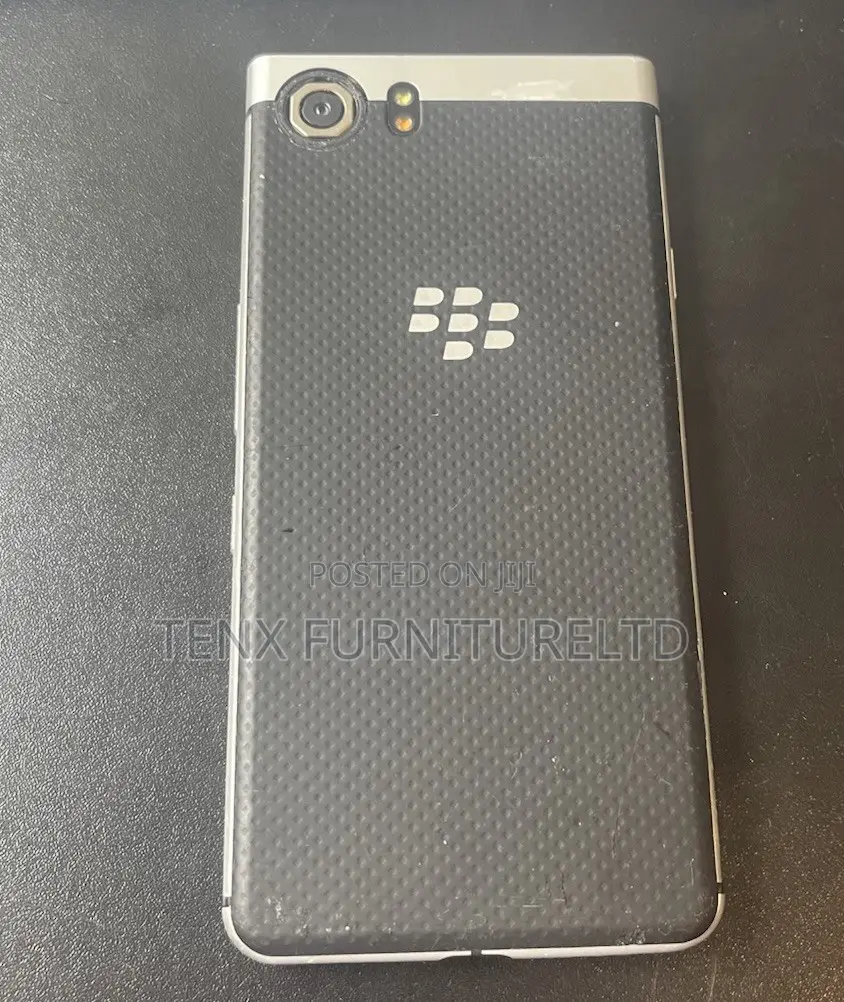 BlackBerry KEYone 32 GB Silver