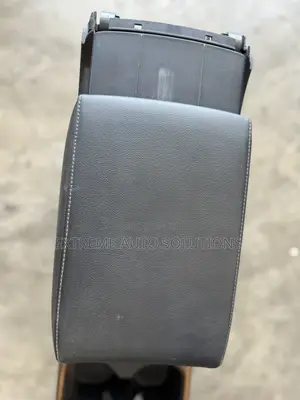 Crv 2017 Center Console Arm Rest Black