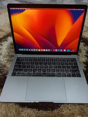 Laptop Apple MacBook Pro 2017 8GB Intel Core I5 SSD 128GB