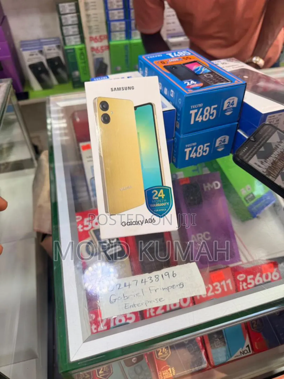 New Samsung Galaxy A06 64 GB Gold
