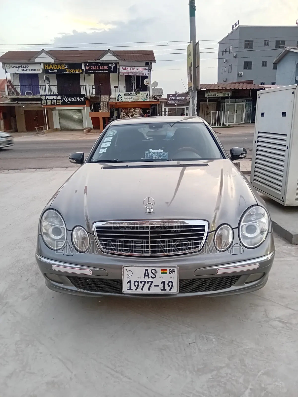 Mercedes-Benz E300 2015 Beige