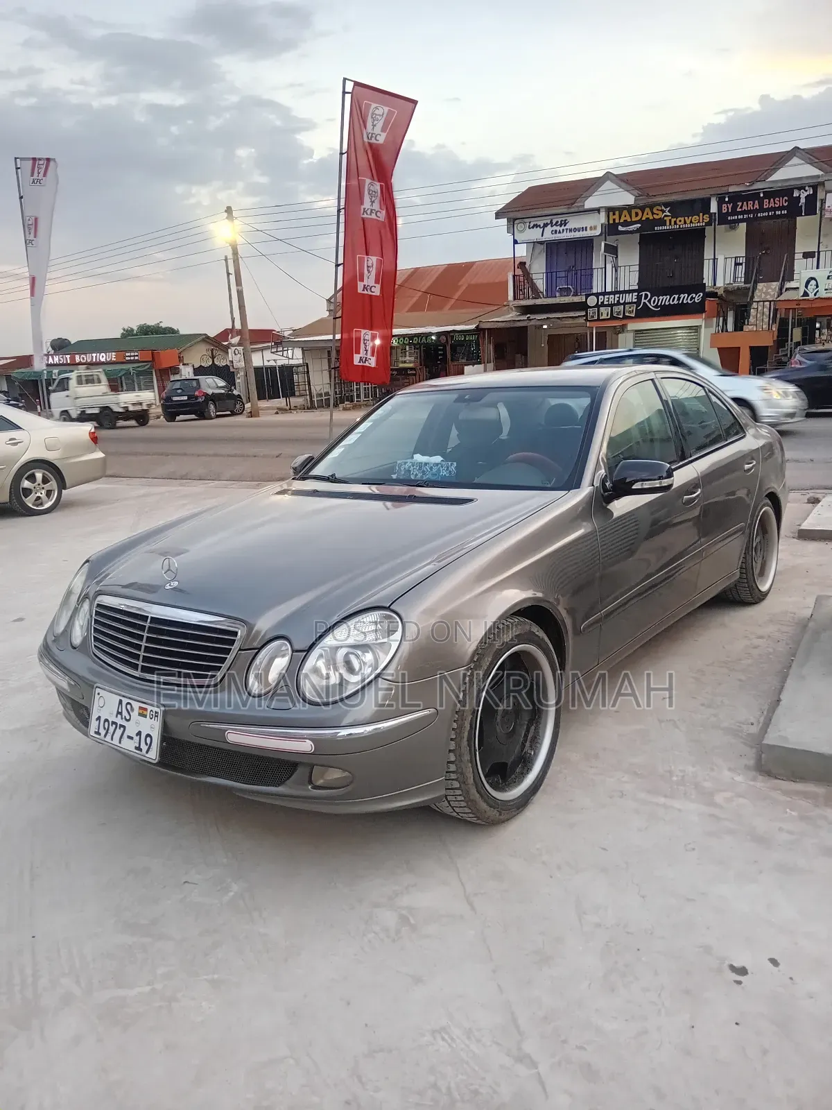 Mercedes-Benz E300 2015 Beige