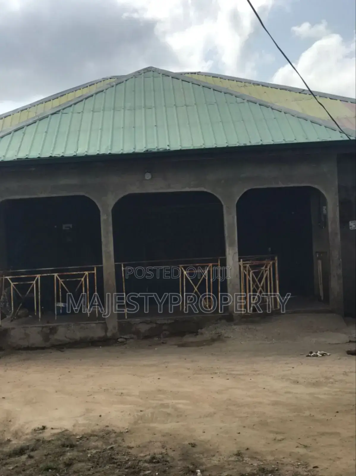 One (1) Plots of Land and 5 Bedrooms for Sale at Kasoa