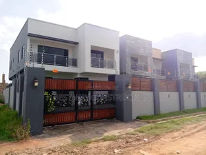 Professional Builder