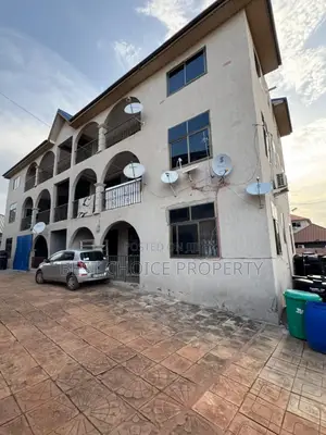2bdrm Apartment in Nanakrom, Ashaley Botwe for rent