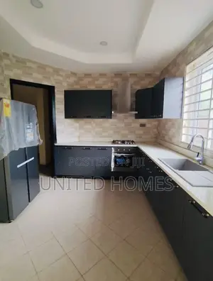 5bdrm House in Dzorwulu for rent