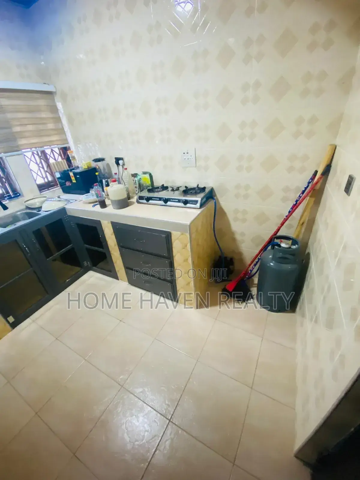 5bdrm House in Atomic Down, Dome for rent