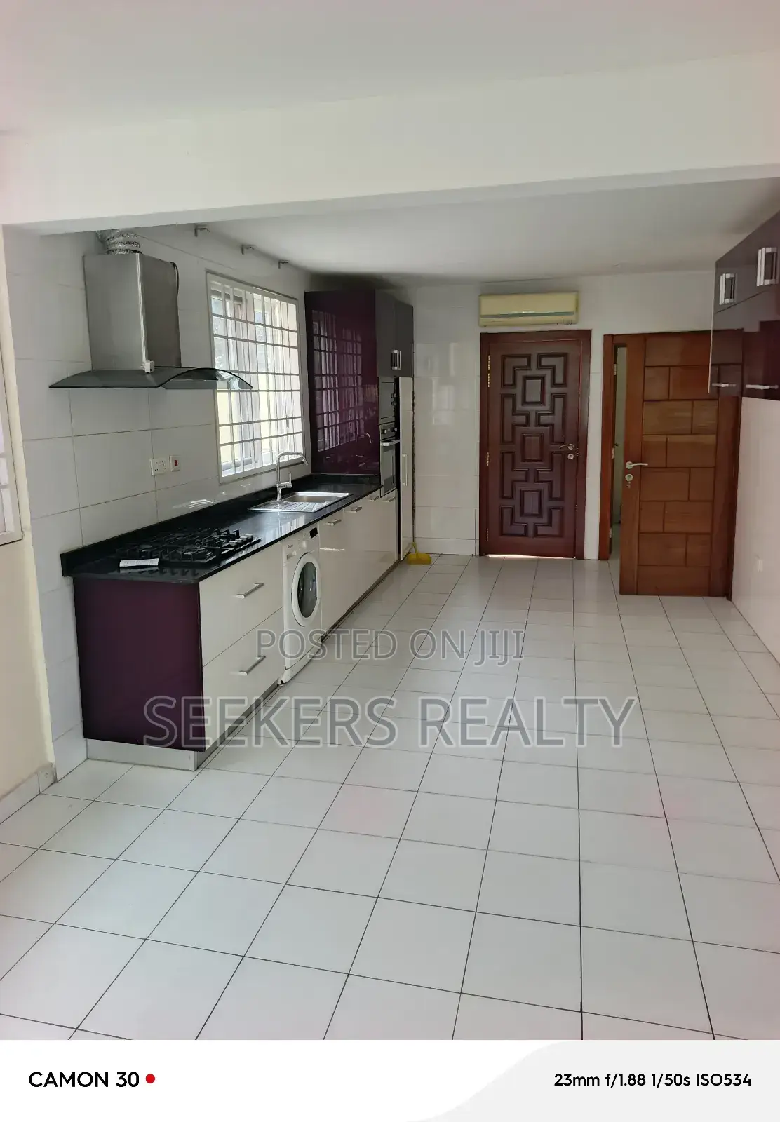 4bdrm Townhouse / Terrace in Seekers Realty, Cantonments for rent