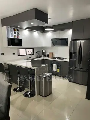 Luxury Kitchen Cabinets