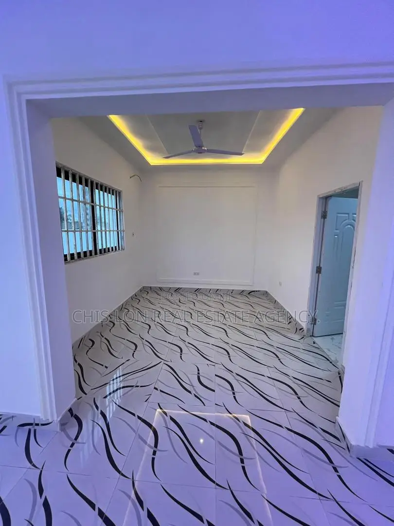 3bdrm House in Kasoa Cp for sale