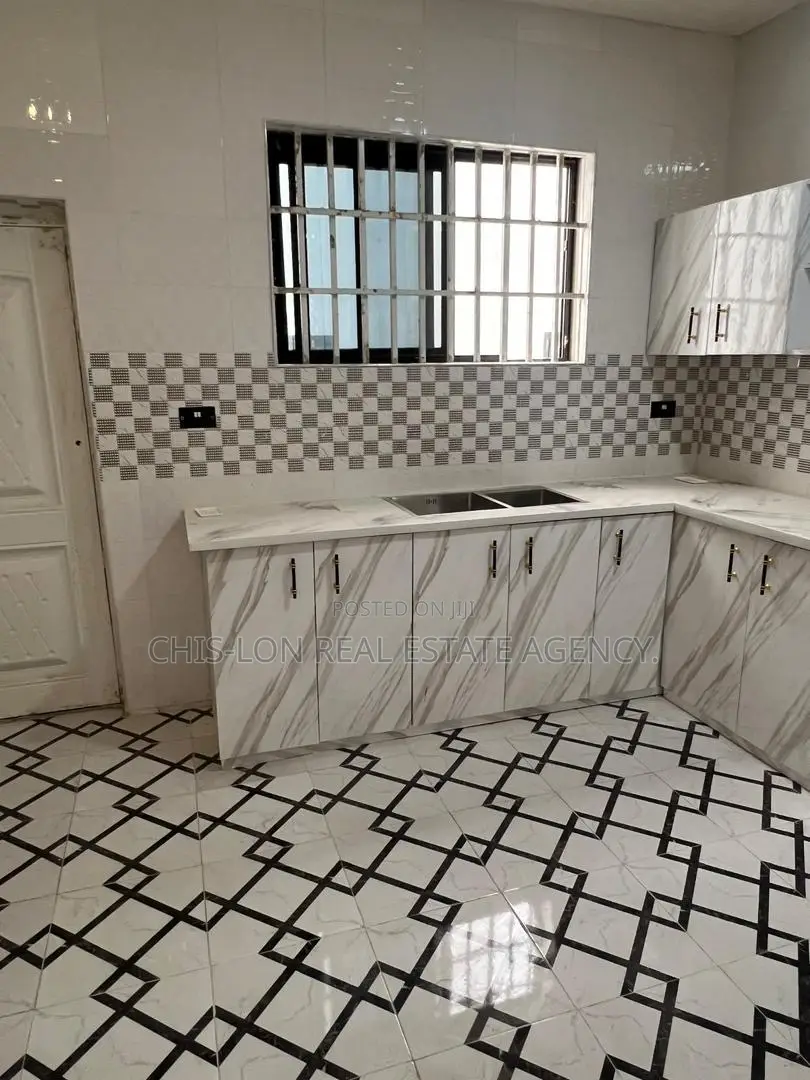 3bdrm House in Kasoa Cp for sale