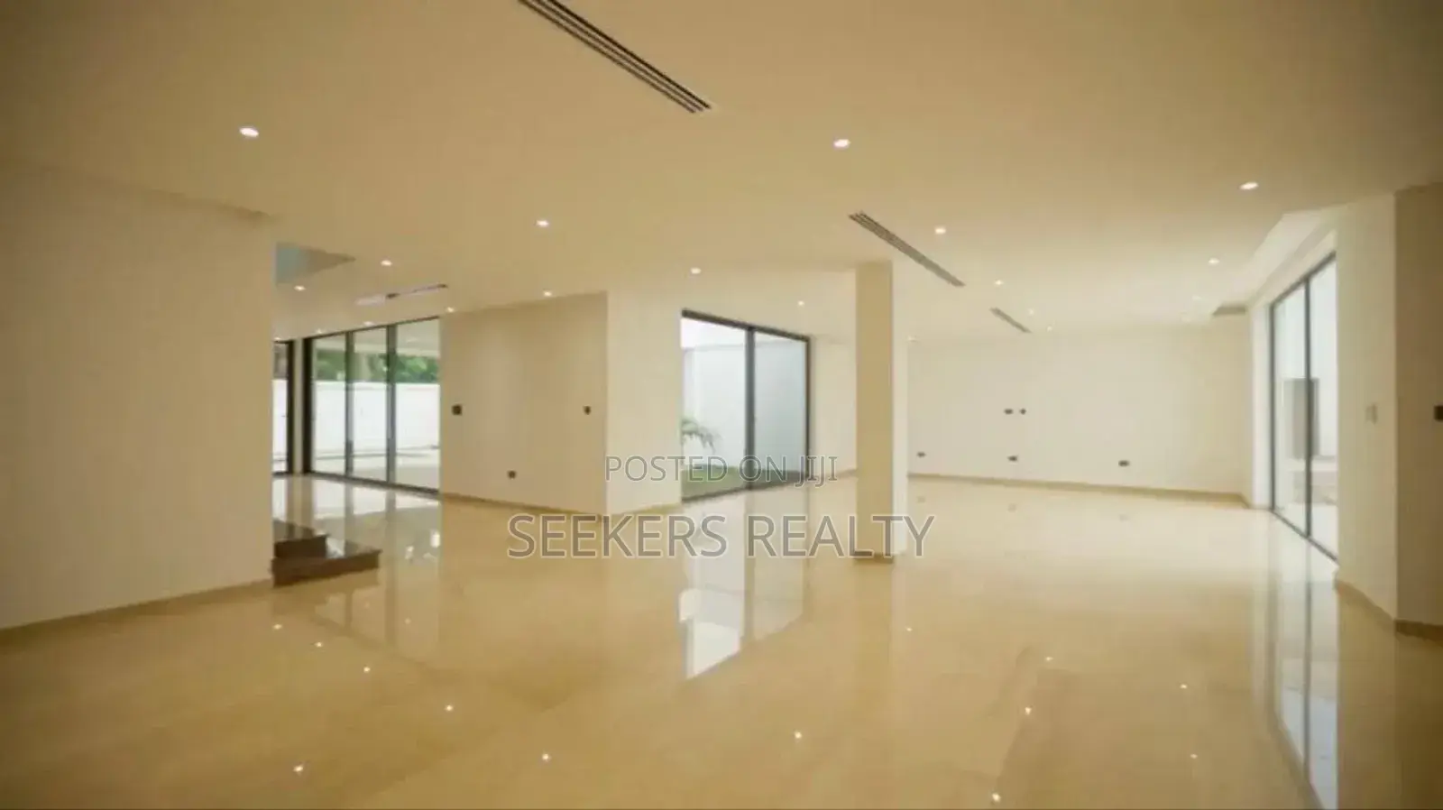 4bdrm House in Seekers Realty, Cantonments for rent