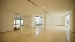 4bdrm House in Seekers Realty, Cantonments for rent