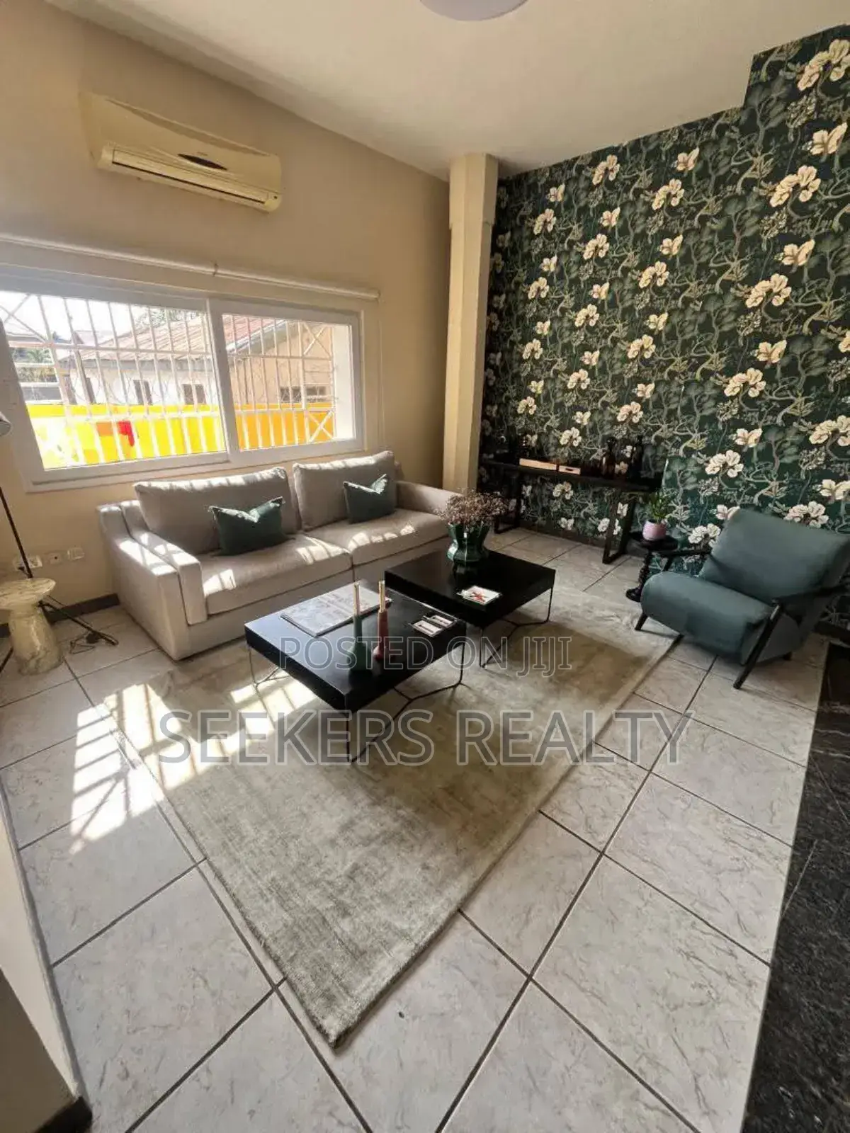 10bdrm Mansion in Seekers Realty, Labone for sale