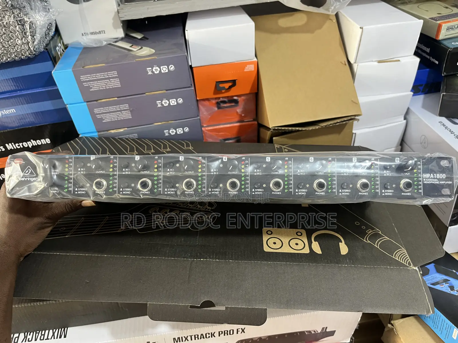 Behringer Headphone Amplifier Hpa1800