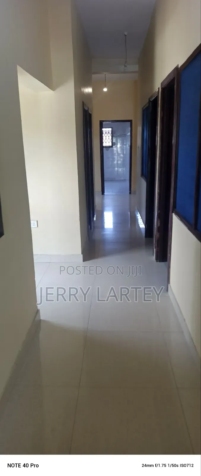 3bdrm Apartment in Dansoman Accountant for rent