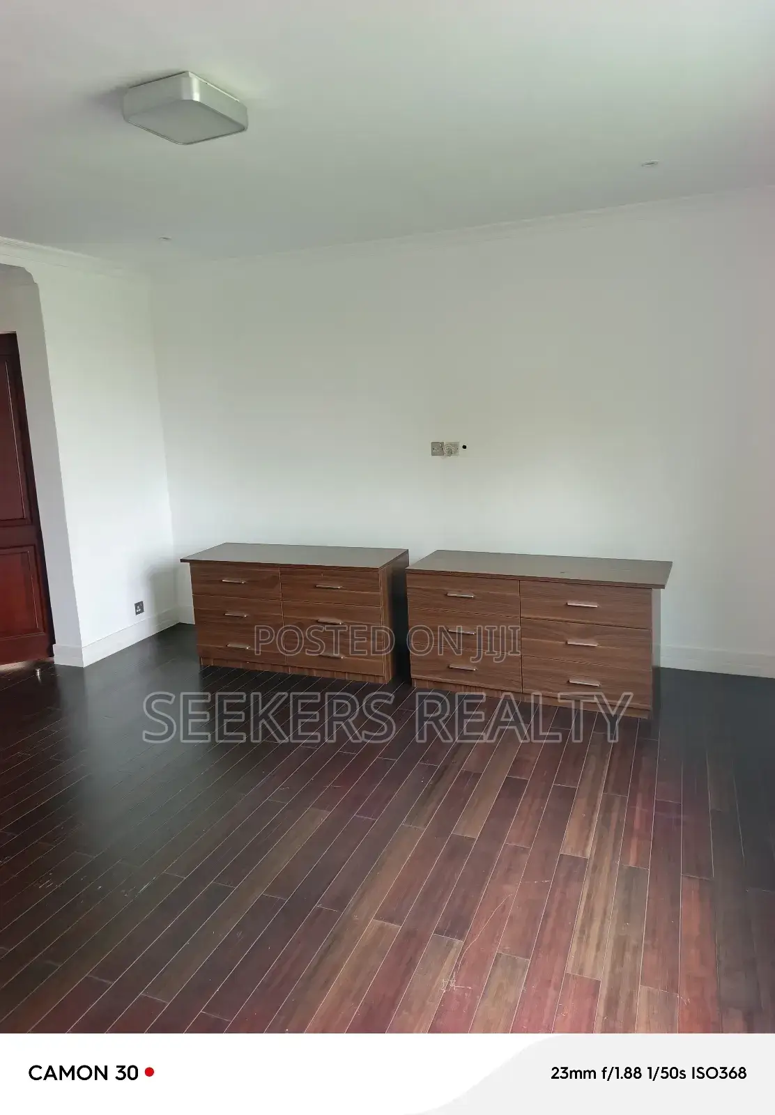 4bdrm Townhouse / Terrace in Seekers Realty, Cantonments for rent