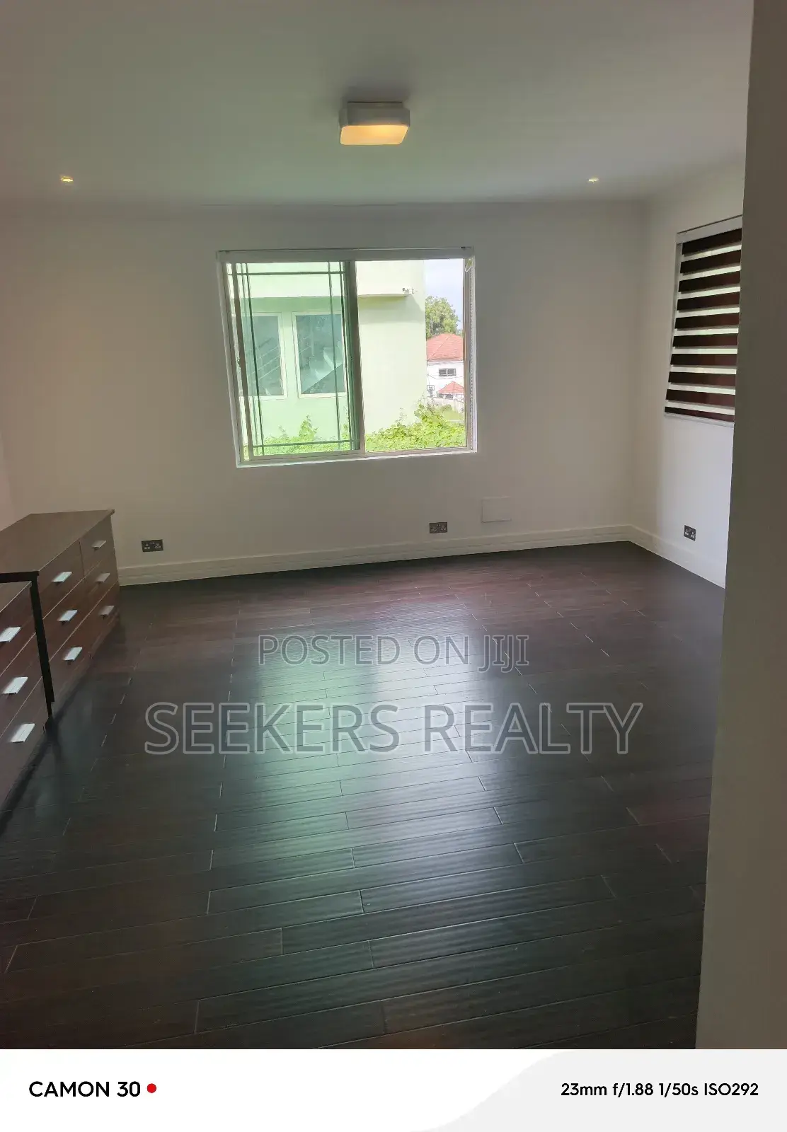4bdrm Townhouse / Terrace in Seekers Realty, Cantonments for rent