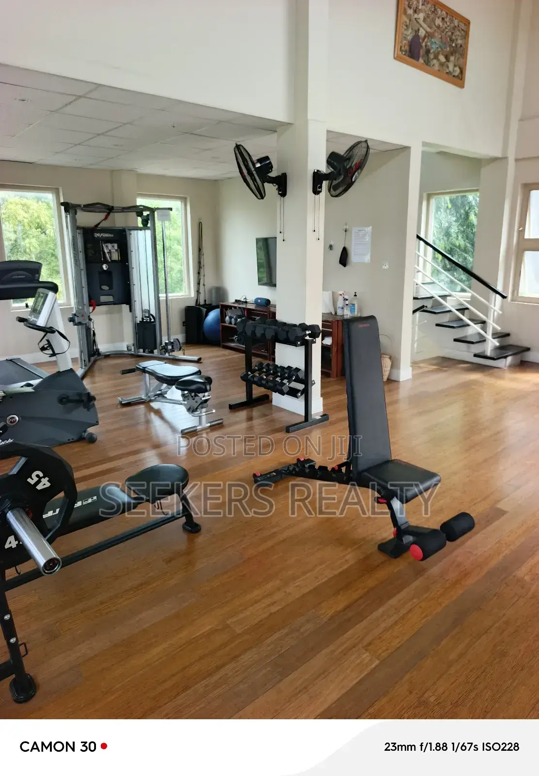 4bdrm Townhouse / Terrace in Seekers Realty, Cantonments for rent