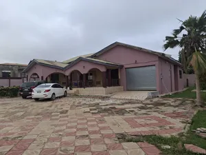 Furnished 5bdrm House in B2 Properties Agency, Kumasi Metropolitan