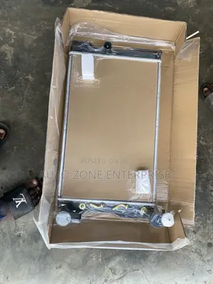 Hyundai Elantra 2011 2012 2013 Radiator Tank/Water Tank
