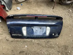 2000 - 2006 Nissan Sentra Back Boot Available