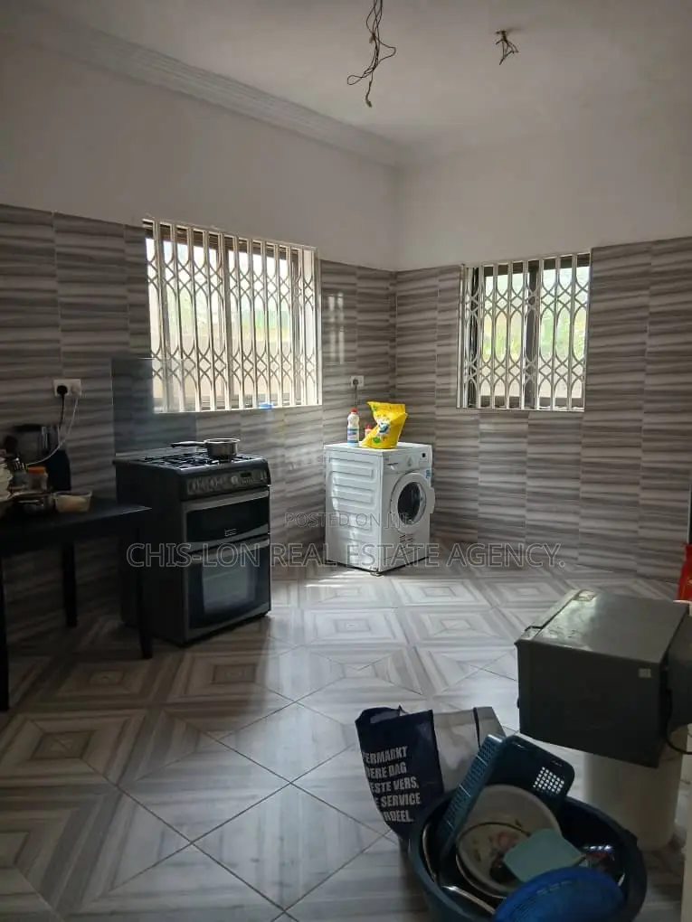4bdrm Duplex in Redtop, Weija for sale