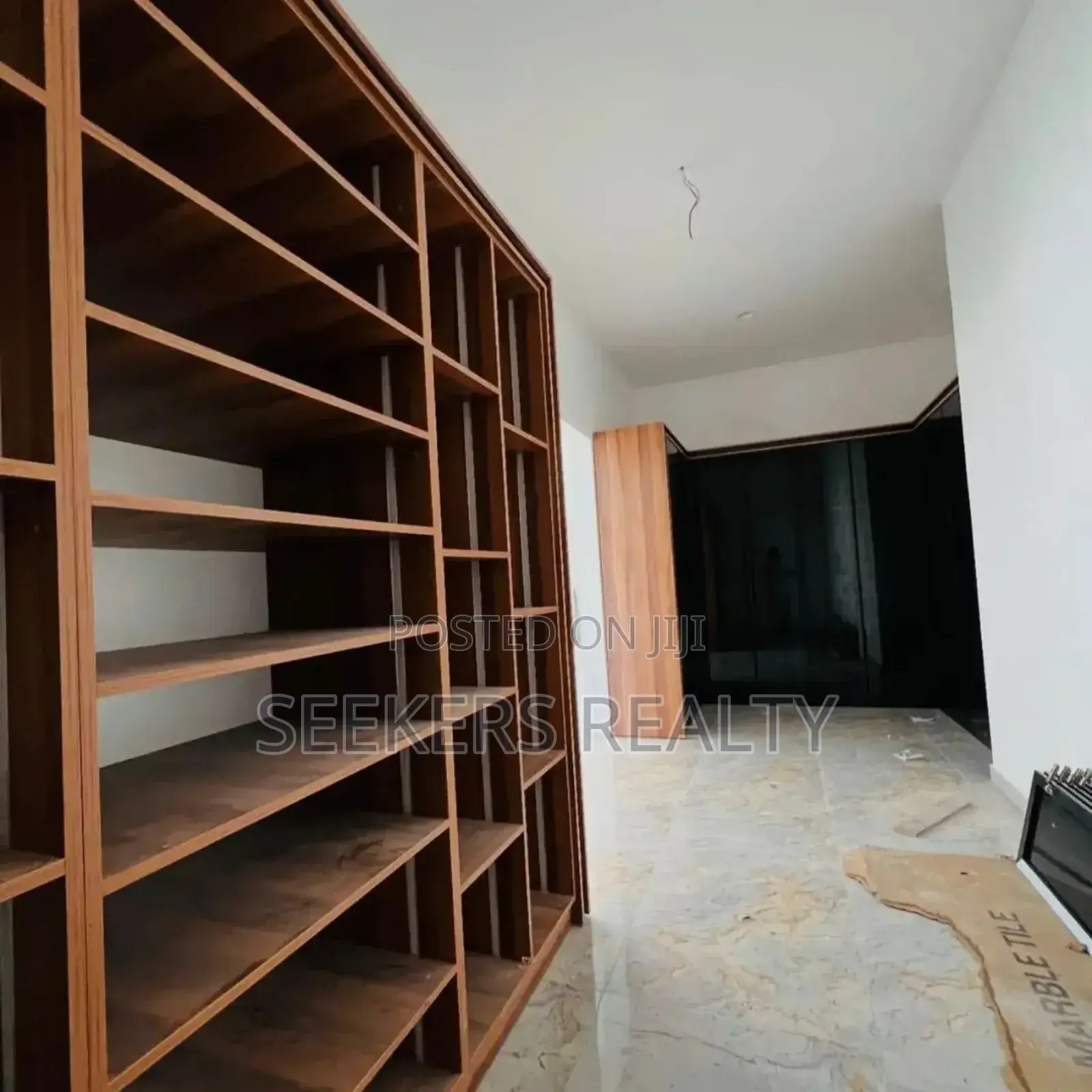 5bdrm House in Seekers Realty, East Legon for sale