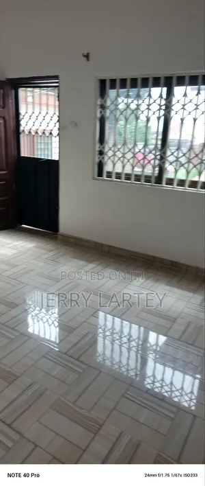 1bdrm Apartment in Dansoman Exhibition for rent
