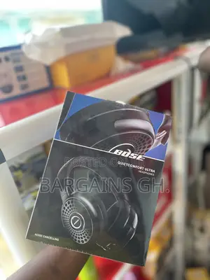 Bose Quiet Comfort Ultra Hybrid Headset With Protective Bag