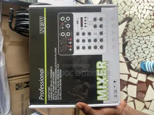 Behringer Mixer Console