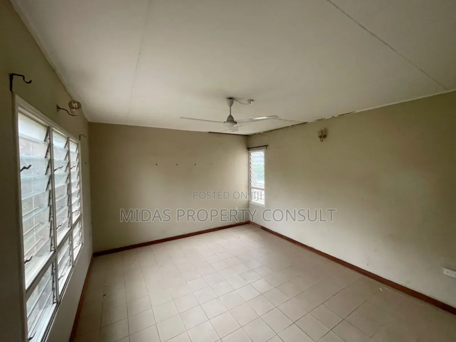 3bdrm House in Acp Estates, Pokuase for sale