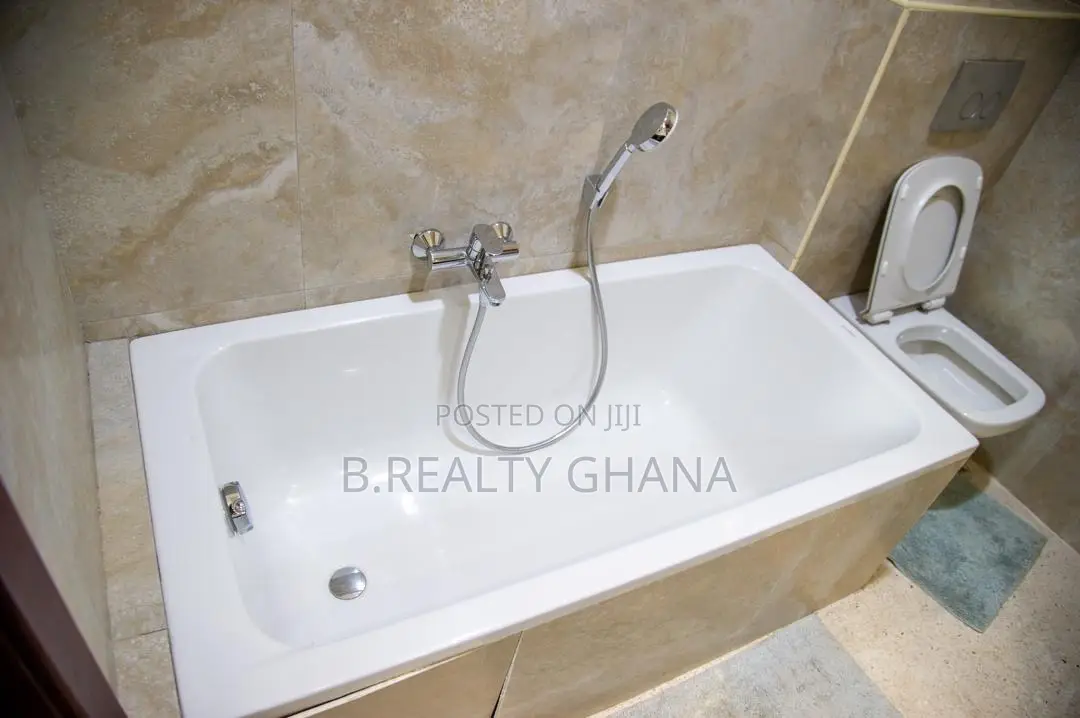 Furnished 3bdrm Apartment in Kanda for rent