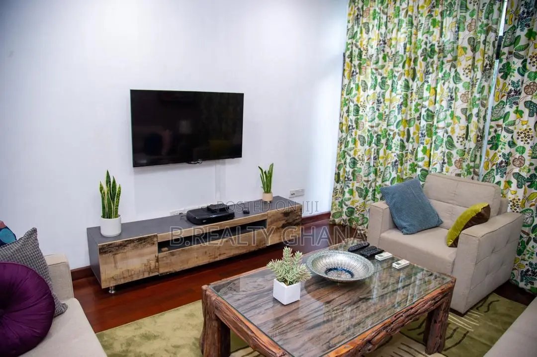 Furnished 3bdrm Apartment in Kanda for rent