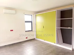 4bdrm Townhouse / Terrace in East Legon for rent